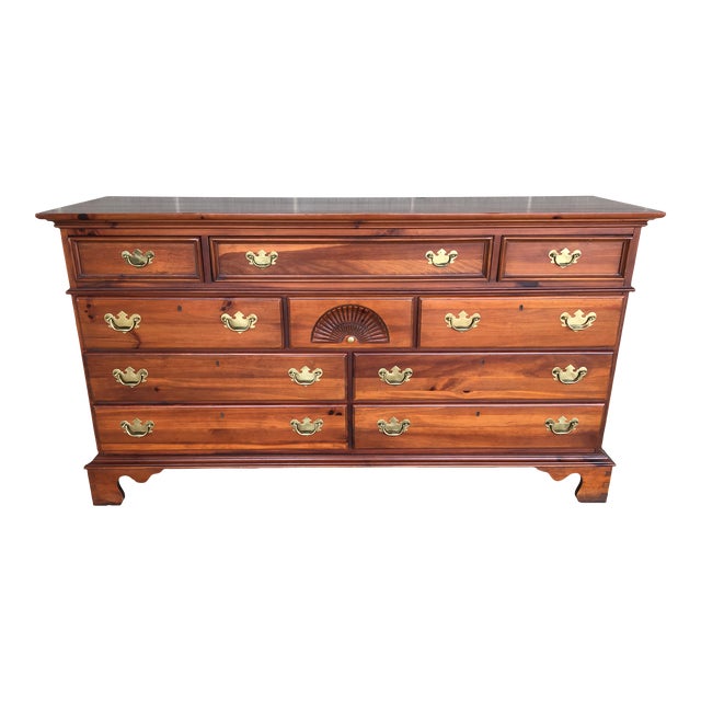 Lexington Pine 10 Drawer Chippendale Style Dresser For Sale