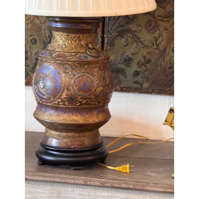 Traditional Mid 20th Century Champlevé Bronze Table Lamp For Sale - Image 3 of 7