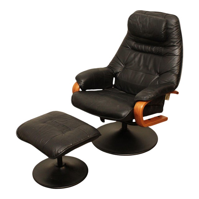 Chairworks Sabatinni Collection Black Leather Recliner Lounge Chair
