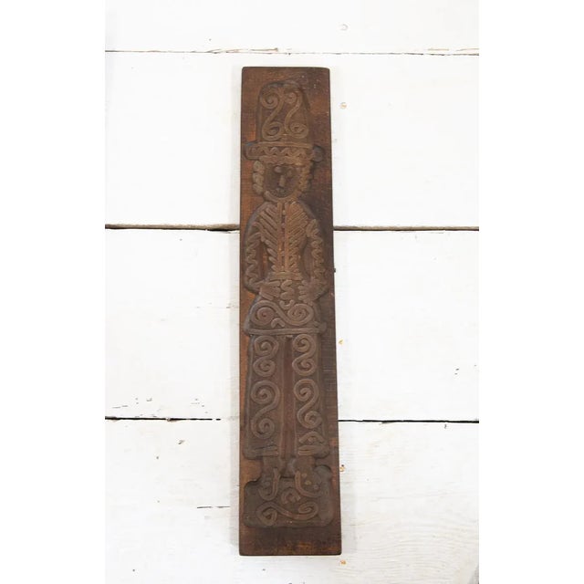 1920s Dutch Wooden Speculaas Cookie Cutters, 1920s, Set of 2 For Sale - Image 5 of 7
