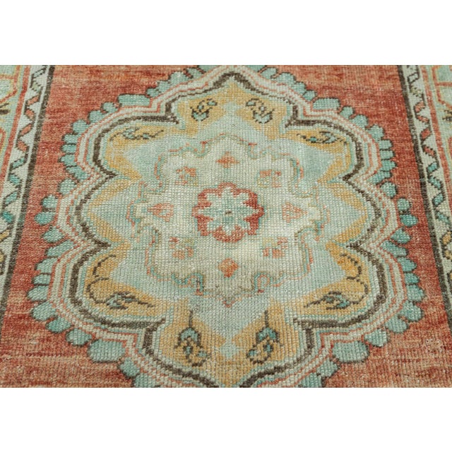 Turkish Vintage Rug 3'1" x 5'7" #20690 For Sale - Image 4 of 8
