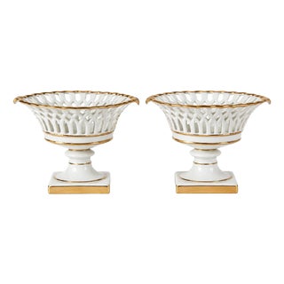 Porcelain Fruit Bowls, Set of 2 For Sale