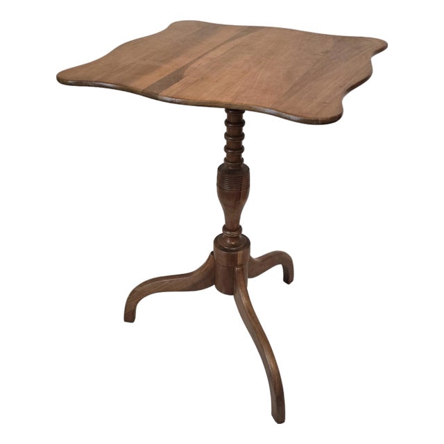 Early 20th Century Tilt-Top Side Table For Sale