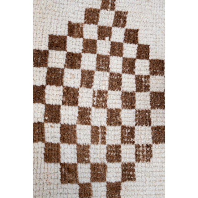 1960s Cream & Brown Vintage Herki Runner For Sale - Image 5 of 12