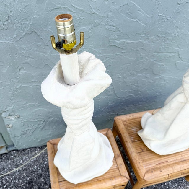 Hollywood Regency Mid 20th Century Hollywood Regency John Dickinson-Style Draped and Knotted Plaster Table Lamps - A Pair For Sale - Image 3 of 8