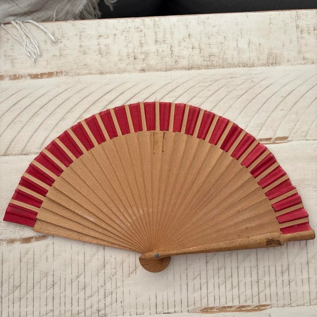 Ruby Red Antique Wooden Hand Painted Fan With Linen Transfer. Spanish Flamenco Dancers. Very Old For Sale - Image 8 of 12