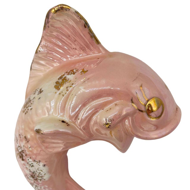 Rare Mid 20th Century California Ceramic Pink & Gold Angel Fish Flower Wall Vase For Sale - Image 4 of 6