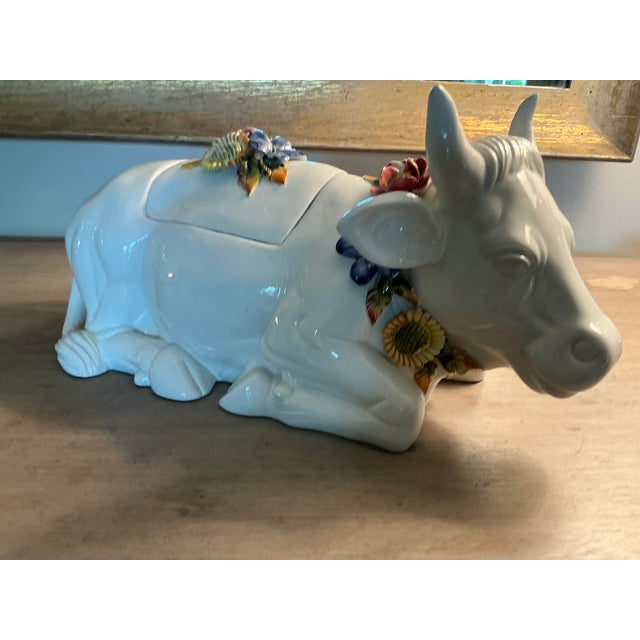 Vintage Italian Mojolica Ceramic Hand Painted Cow Soup Tureen For Sale - Image 4 of 12