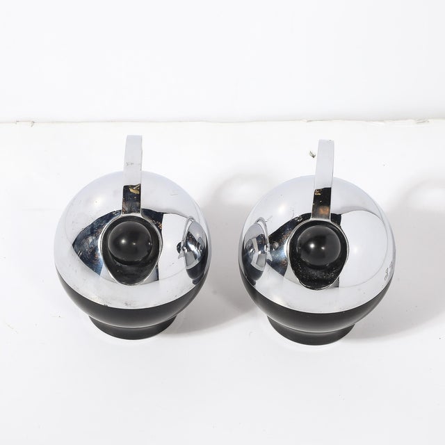 1930s Art Deco "Spherical Miracle" Chrome & Bakelite Thermos Bottles by Raymond Loewy For Sale - Image 11 of 16