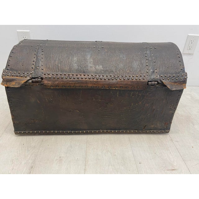 Brown 18th Century Leather Dome Top Trunk For Sale - Image 8 of 9