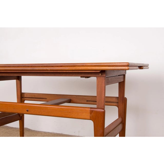 Danish Extendable and Table in Teak, 1960s For Sale - Image 3 of 18