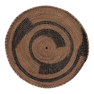 Early 20th Century Tutsi Tight Weave Flat Basket Rwanda For Sale