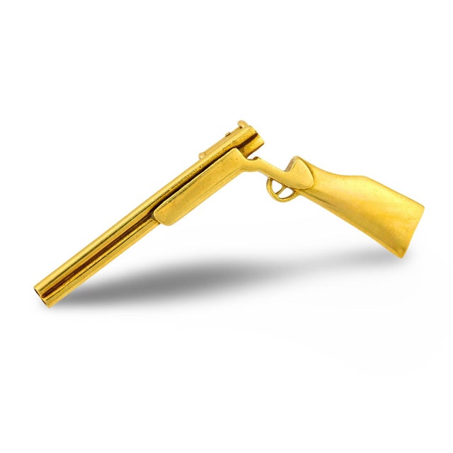 Contemporary 1990s Mellerio French Rifle 18k Yellow Gold Brooch For Sale - Image 3 of 6