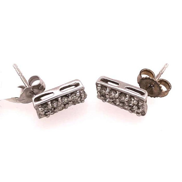 Button White Gold Earrings With 16 Diamonds For Sale In New York - Image 6 of 10