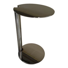 Example of Minotti Tables