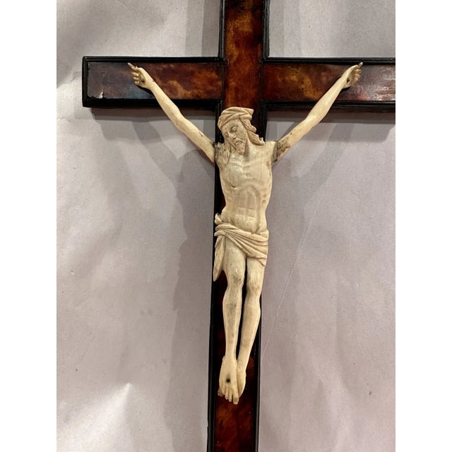 Renaissance 17th - 18th Century Flemish Crucifix For Sale - Image 3 of 11