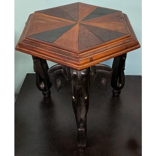 Early Anglo-Indian Carved Elephant Form Drinks Table W/ Parquetry Sunburst Top For Sale In Atlanta - Image 6 of 8