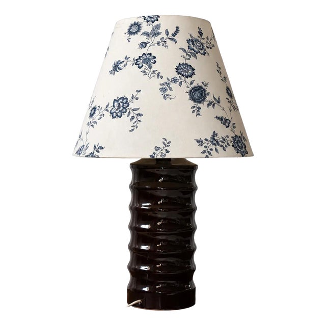 Sculptural Ribbed Ceramic Table Lamp, Hungary, 1970s For Sale