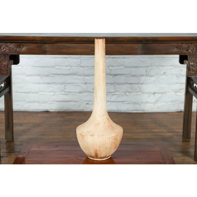 Contemporary Late 20th Century Northern Thai Chiang Mai White Contemporary Vase from the Prem Collection For Sale - Image 3 of 13