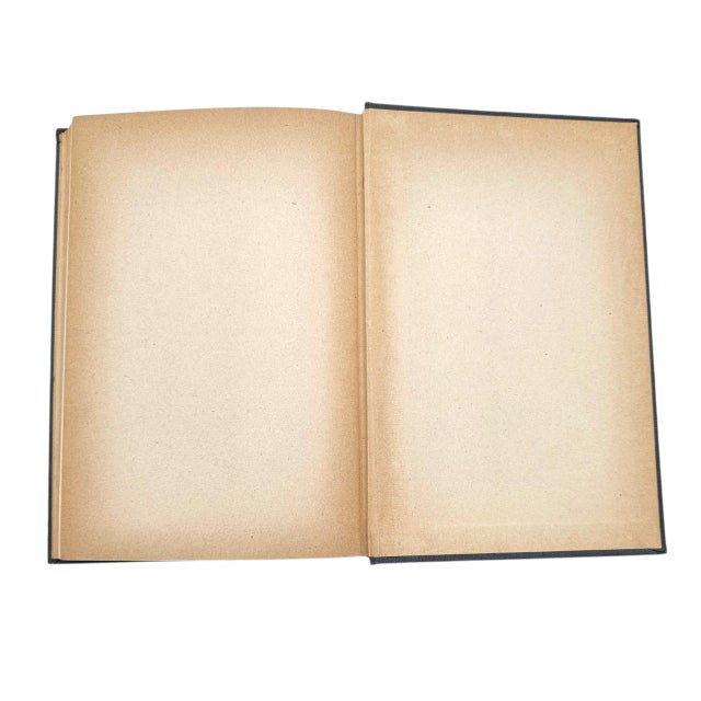 Gray “Primeras Lecturas en Español,” Carolina Marcial Dorado, 1920s Hardcover For Sale - Image 8 of 10