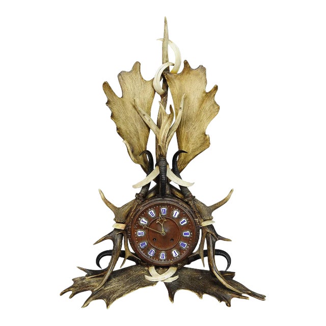Circa 1900 Great Lodge-Style Black Forrest Antler Mantel Clock For Sale