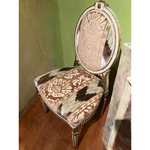 Chairs in Lacquer and Ikat Damask Upholstery, Set of 2 For Sale - Image 10 of 18