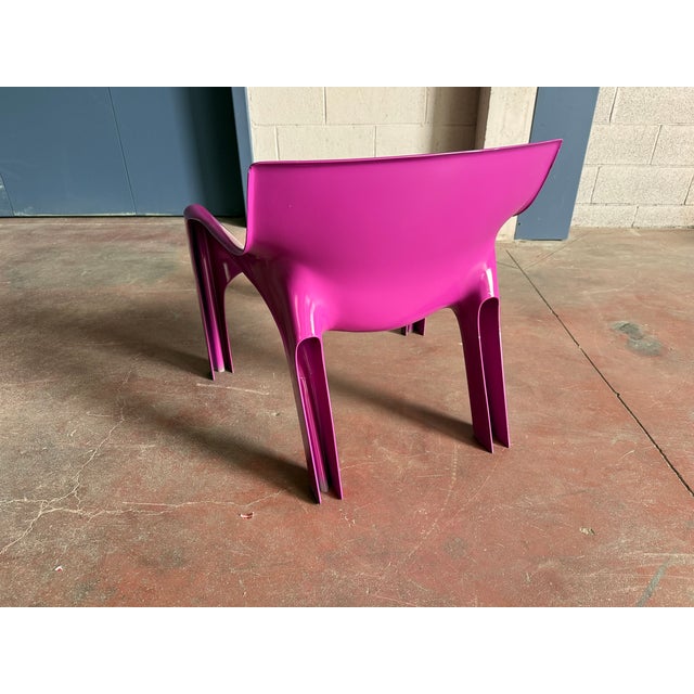 1970s Purple Model Vicario Chair by Vico Magistretti for Artemide, 1970s For Sale - Image 5 of 9