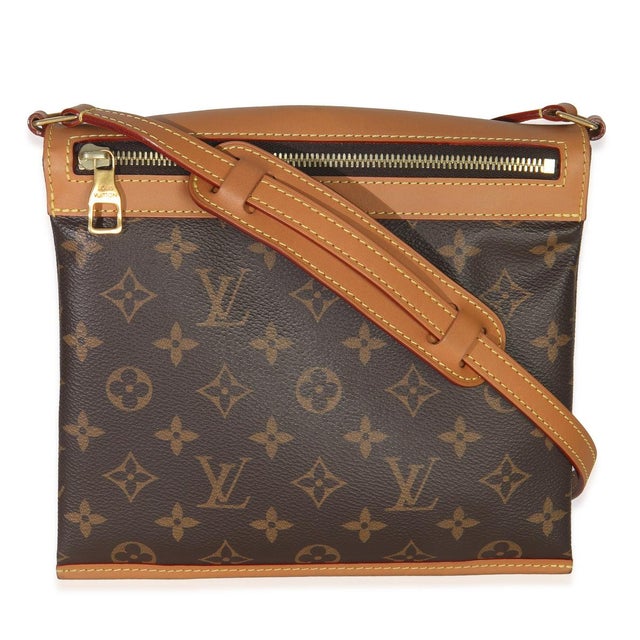 Louis Vuitton Monogram Canvas Legacy Saumur Messenger PM For Sale - Image 4 of 9
