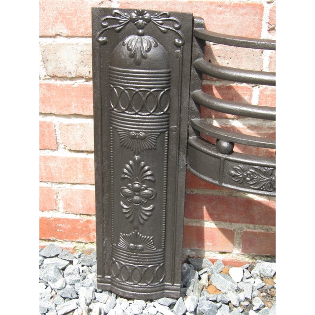 Late 18th Century Reclaimed English Antique Georgian Hob Grate Fireplace, Cast Iron 1790s For Sale - Image 5 of 7