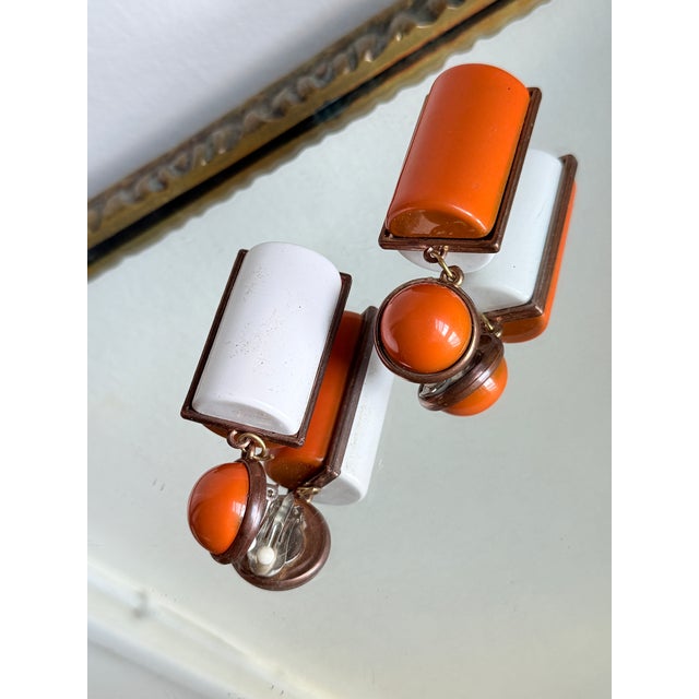 Kenneth Jay Lane Vintage 1960s Mod Geometric Clip on Earrings Orange White, Attributed to Pierre Cardin, A Pair For Sale - Image 4 of 12