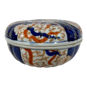 Antique Hand-Painted Imari Covered Bowl With Floral Motif From Japan - Circa 1900