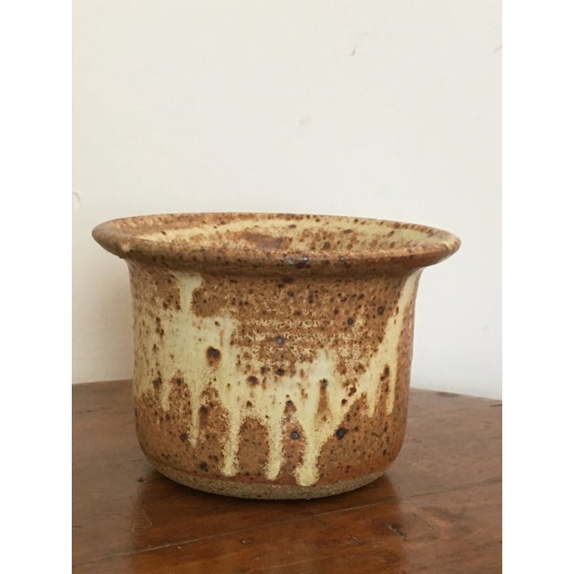 Mustard 70s Elisa Gaul Mid Century Modern Studio Ceramic Vessel For Sale - Image 8 of 8