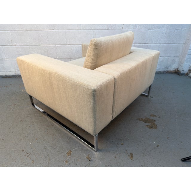 Mid-Century Modern Lounge Chair With Chrome Legs For Sale - Image 12 of 15