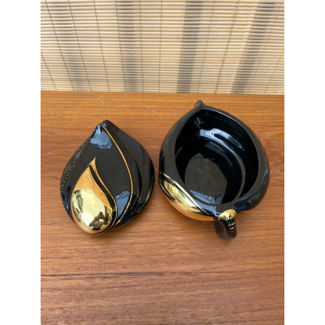 Vintage Italian Hand Painted Ceramic Vanity Box Signed by the Artist. For Sale - Image 10 of 13