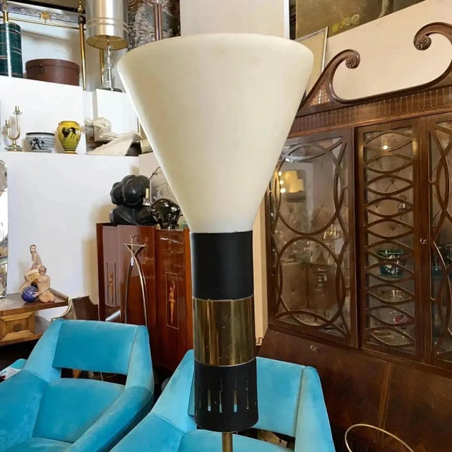 Gold 1950s Stilnovo Mid-Century Modern Italian Floor Lamp For Sale - Image 8 of 13