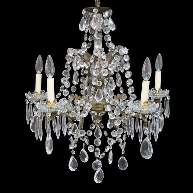 French Vintage French Louis XV Style Crystal & Gilt Bronze 5-Light Chandelier C1940 For Sale - Image 3 of 7