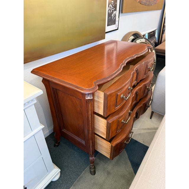 French Provincial Baker Furniture French Provincial Louis Vx Style Chest of Drawers For Sale - Image 3 of 12