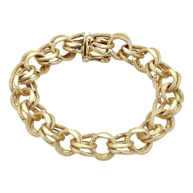 Mid 20th Century 14k Yellow Gold Textured Double Round Link Charm Bracelet 12mm Wide 7.5" For Sale