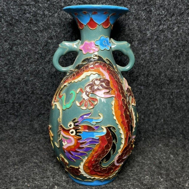 Vintage Chinese Cloisonné Vase With Dragon Motif and Handles - Turquoise Ground For Sale In Los Angeles - Image 6 of 9