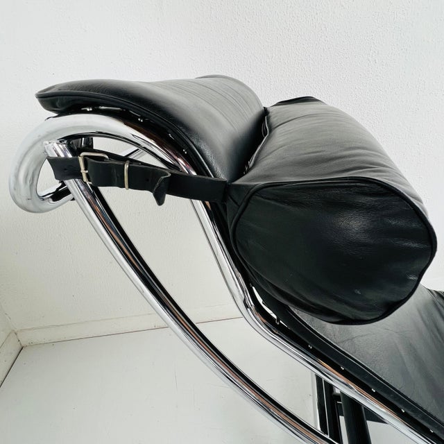 1970s Black Leather & Chrome Lounge in the Style of Le Corbusier For Sale In Dallas - Image 6 of 12