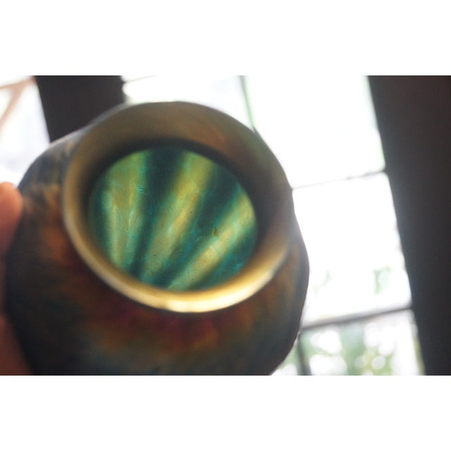 Art Nouveau Late 1900s Lundberg Art Glass Iridescent Vase For Sale - Image 3 of 13