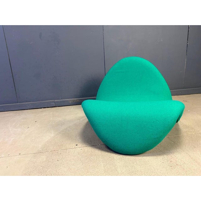 The Tongue chair, designed by Pierre Paulin for Artifort in 1967. It's a seminal work of postwar modern design. Instantly...