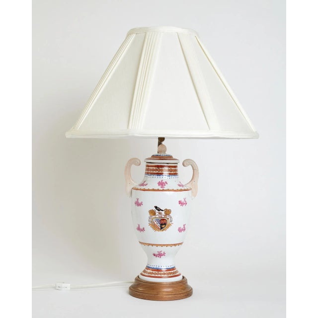 English Mid 19th Century Red on White Painted Crest Porcelain Lamp With Shade For Sale - Image 3 of 13