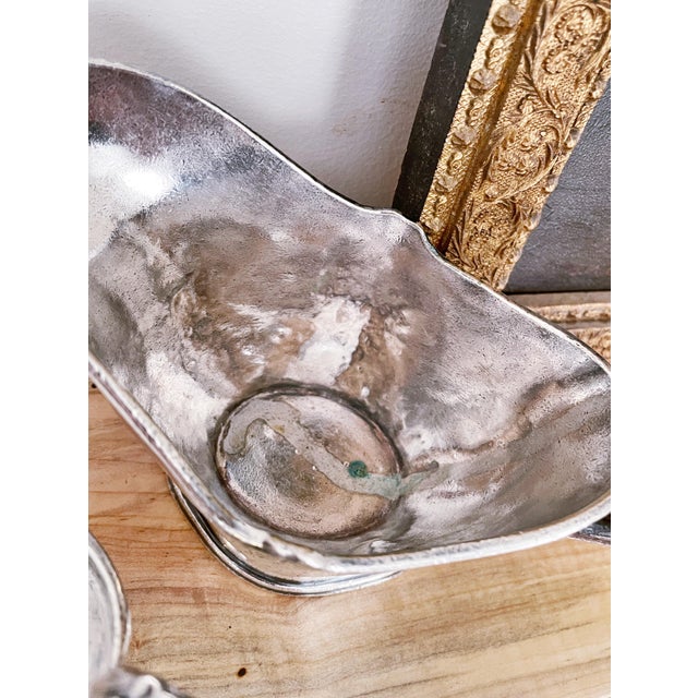 Pair of Antique 1920s Silver Plated St Francis Hotel Sauce Boats For Sale In New York - Image 6 of 10