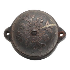 Example of Doorbells and Door Chimes