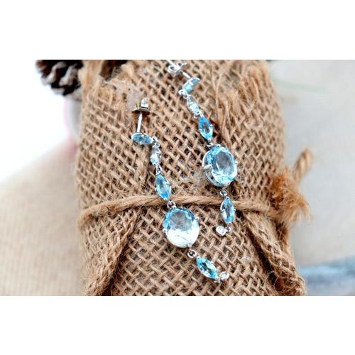 Metal 18 Karat Gold Earrings with Cut Aquamarines, Set of 2 For Sale - Image 7 of 7