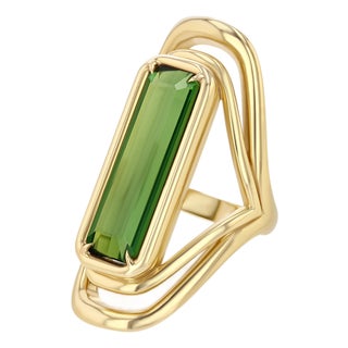 11 Carat Green Tourmaline Ring in 18k Gold, Size 6 For Sale