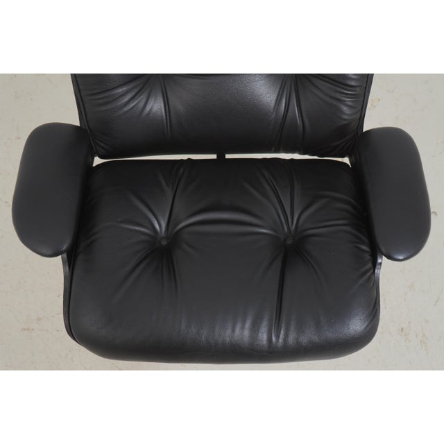 Animal Skin Charles Eames Design Mid Century Modern Chair & Ottoman For Sale - Image 7 of 18