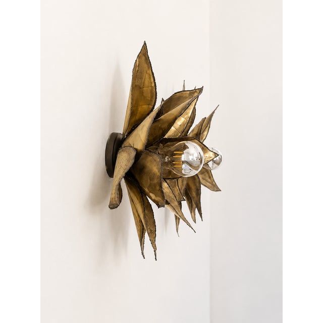 Vintage Brass Wall Sconces with Floral Motif, France, 1960, Set of 2 For Sale - Image 4 of 9