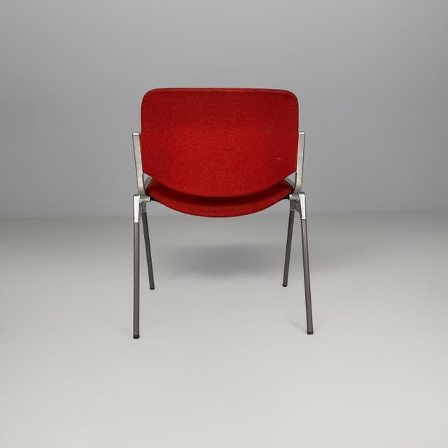 Castelli Italian Modern Red Fabric DSC Chairs by Giancarlo Piretti for Castelli, 1970s, Set of 4 For Sale - Image 4 of 18